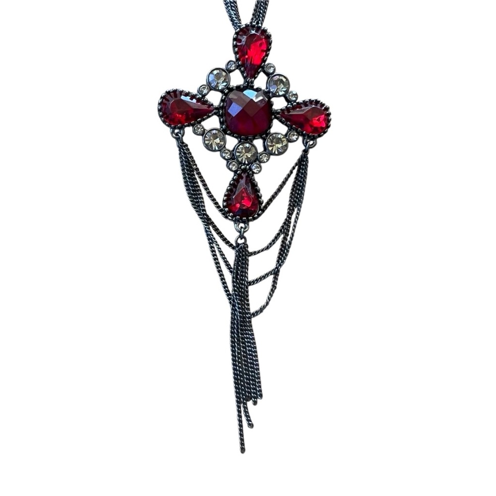 Vintage Foil Back Elegant Red and Gunmetal Pendant Necklace